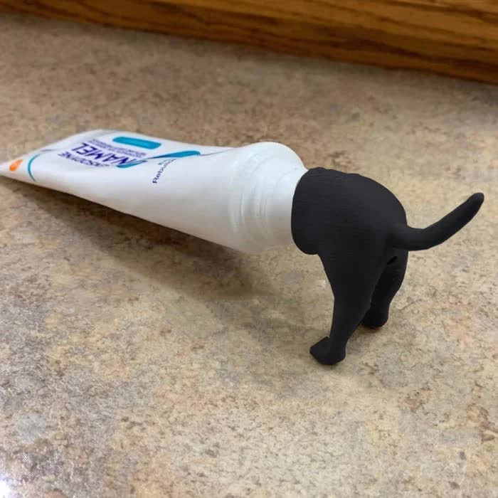 Pooping Dog Toothpaste Topper
